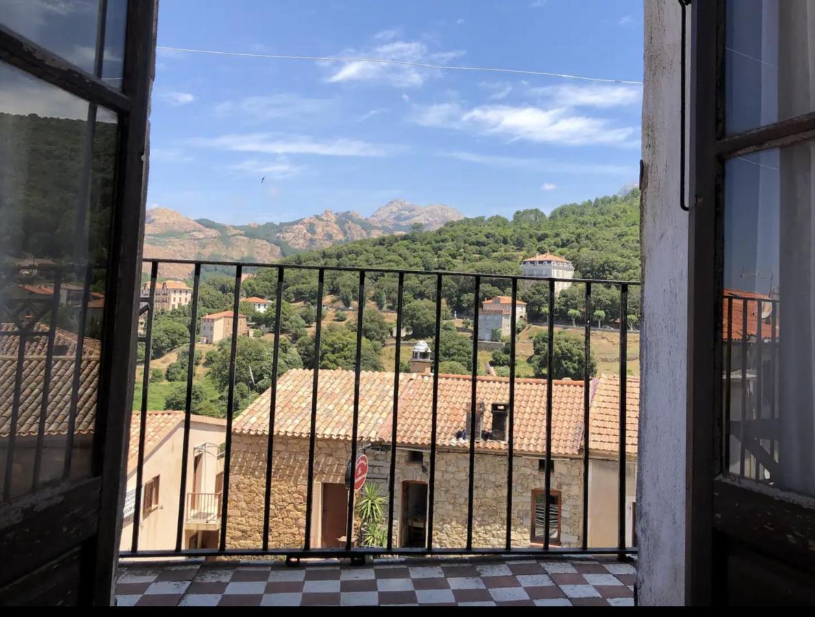 La Coletta Bel Appartement Typique Avec Balcon Centre Piana Piana  Exteriér fotografie